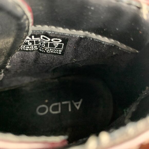 Vintage Y2K Aldo Faux Patent Leather Chunky Platform Block Heel Lace up Bootie - Picture 11 of 14